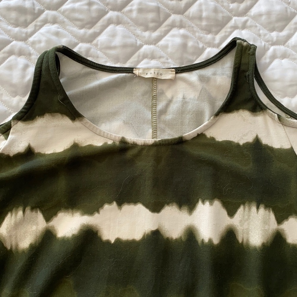 Tie-dye open shoulder dress